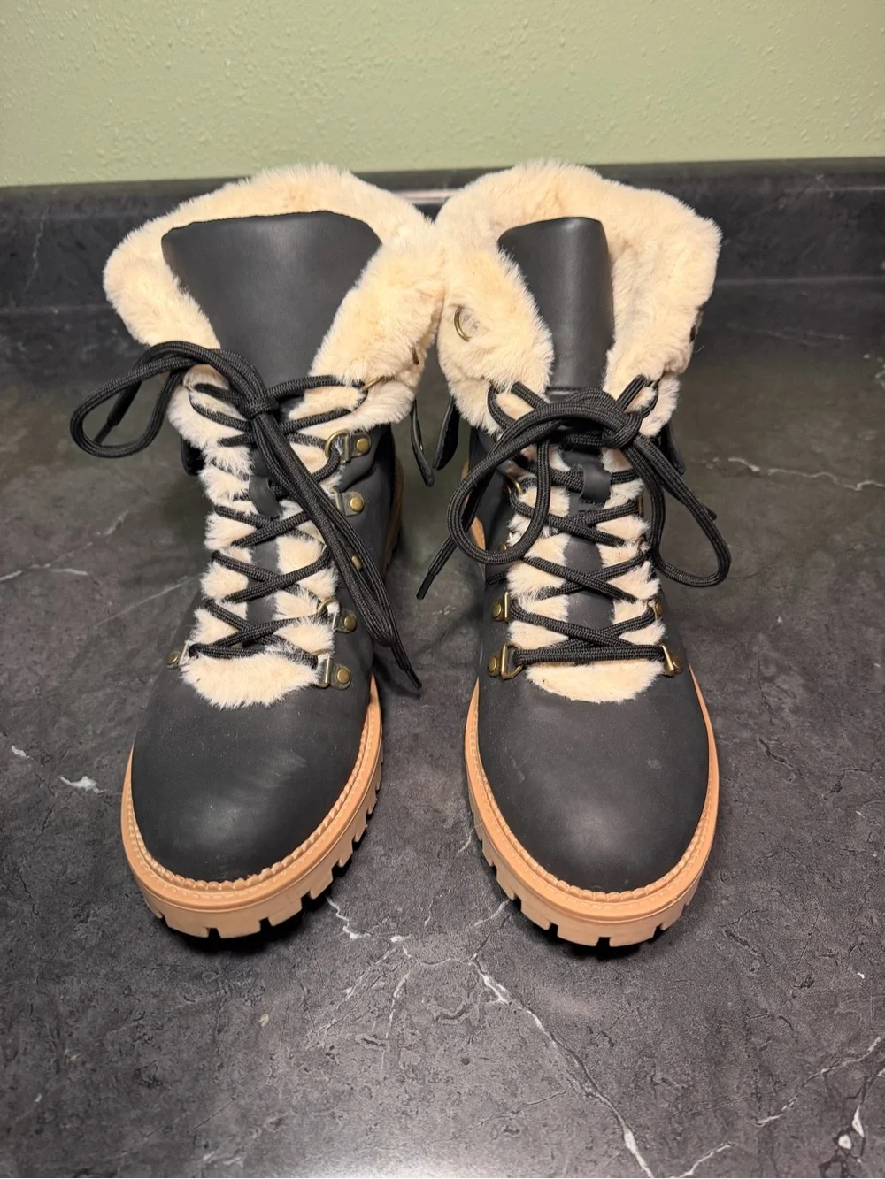 Maxxy Faux Fur Lined Combat Boots Size 10 black